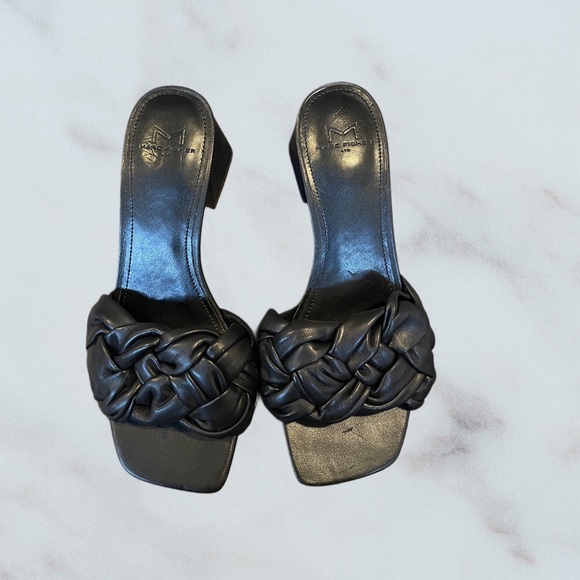 Marc Fisher Cerita Slide Sandals. 7.5 M Black - Picture 4 of 11